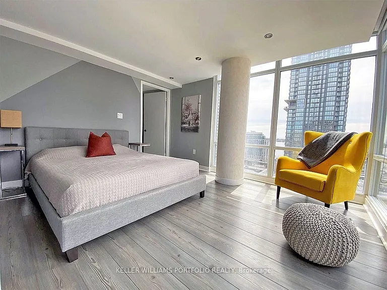4K Spadina Ave #1618 — Photo 9
