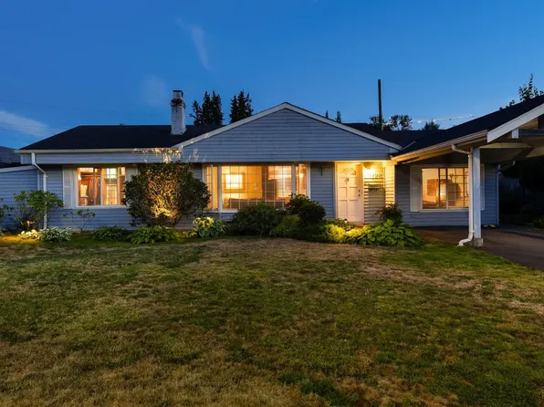 1283 Pinewood Cres, North Vancouver, BC V7P 1G1
