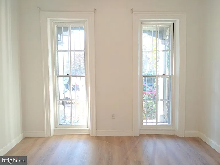 317 N 33rd St #1 — Photo 10