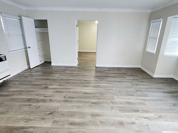 2nd image of 1320 Pico Blvd #2