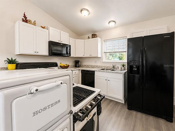 5th image of 15309 SW 52ND CIRCLE