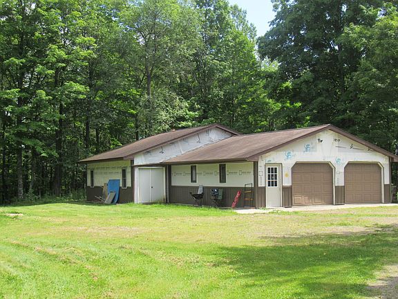 3rd image of 7665 Marquardt Ln