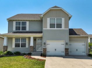 805 34th St SW, Bondurant, IA 50035