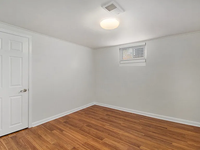 3111 S Emerson St — Photo 14