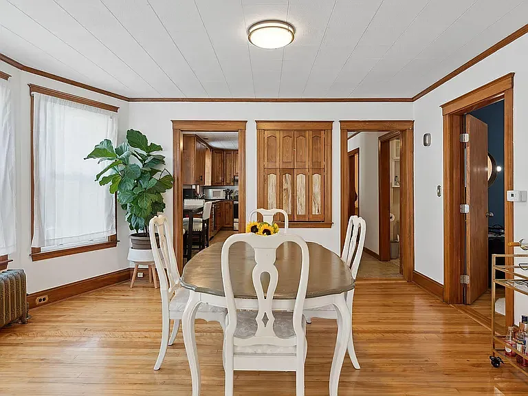 25 Deerfield Rd — Photo 3