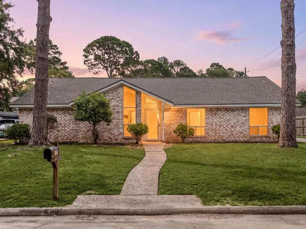 5923 Pebble Springs Dr, Houston, TX 77066