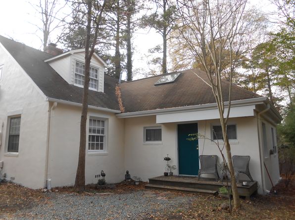 212 Barclay Rd #B