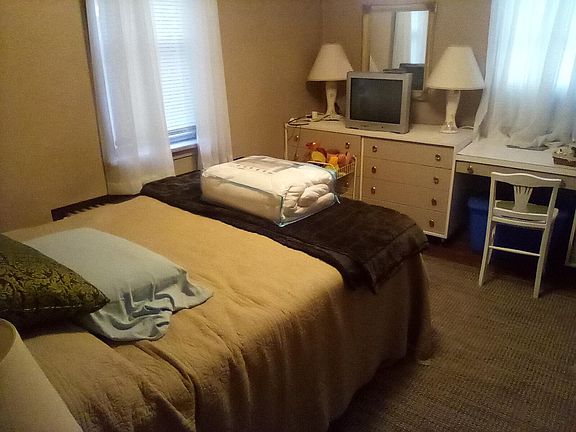 5th image of 4052 Freemansburg Ave