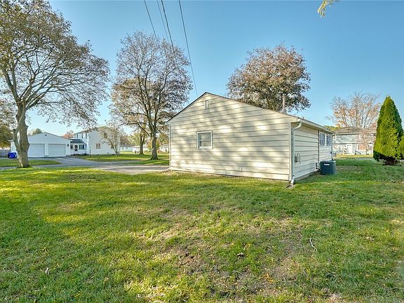 5th image of 380 Noridge Dr