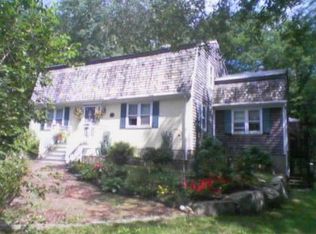 19 Potter Rd, Foster, RI 02825