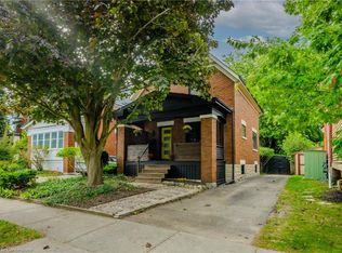 15 Ellis Ave, Kitchener, ON N2H4G4
