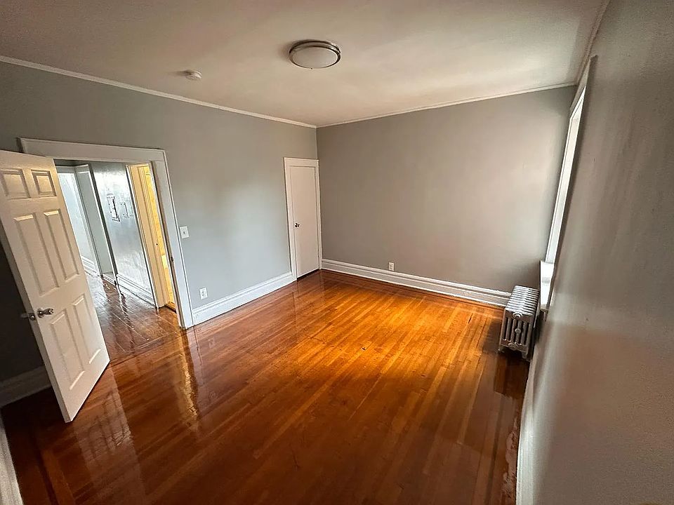 2nd image of 286 4th Ave #201C