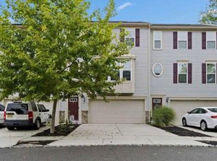 35 Wallace Rd, Mount Holly, NJ 08060