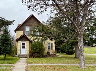 221 N Minnesota St, Crookston, MN 56716