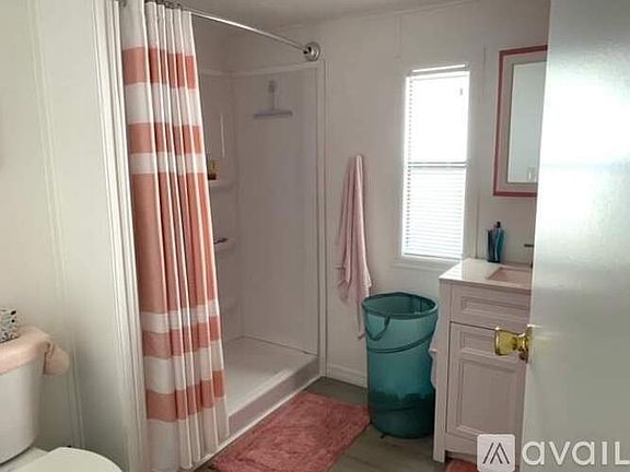 5th image of 49 Lakeview Dr