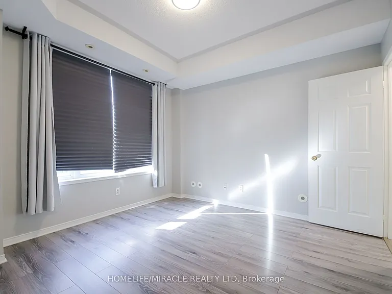 3056 Eglinton Ave W #62 — Photo 20