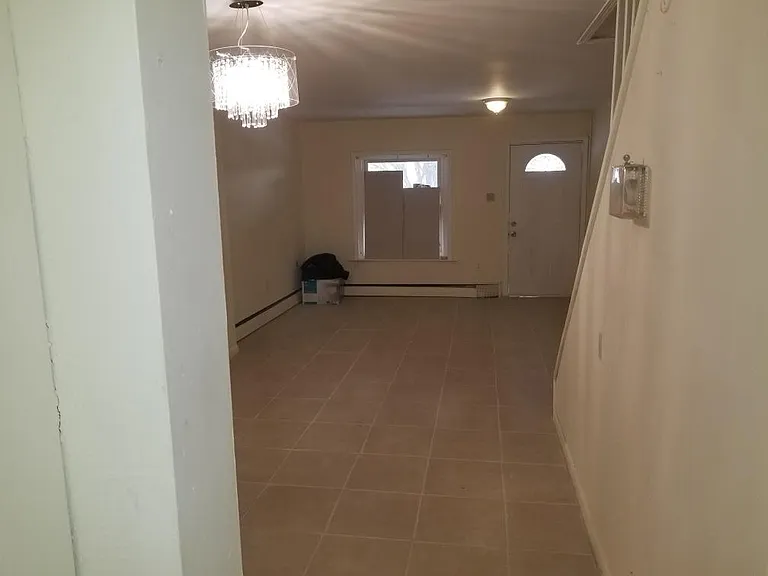415 E Susquehanna St — Photo 3