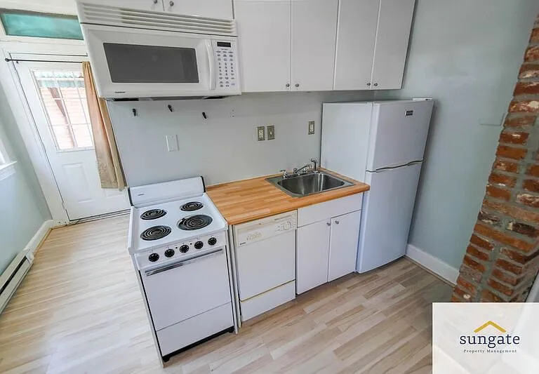 500 S Collington Ave #B — Photo 8