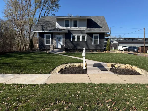 313 Rice St, Anoka, MN 55303