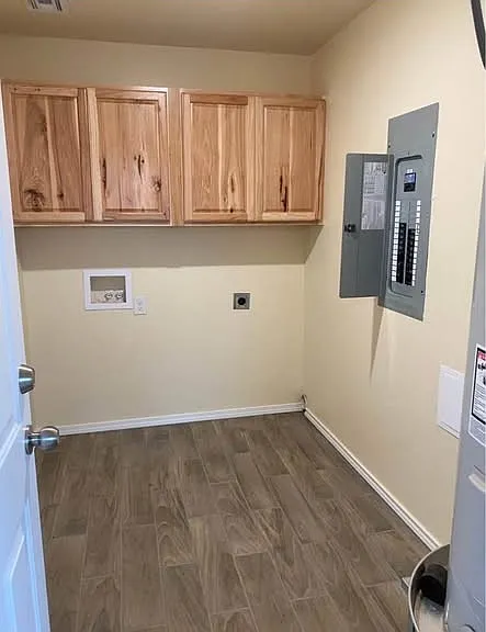 5916 Wilson St — Photo 9
