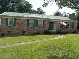505 S Lovingood Ave, Walhalla, SC 29691