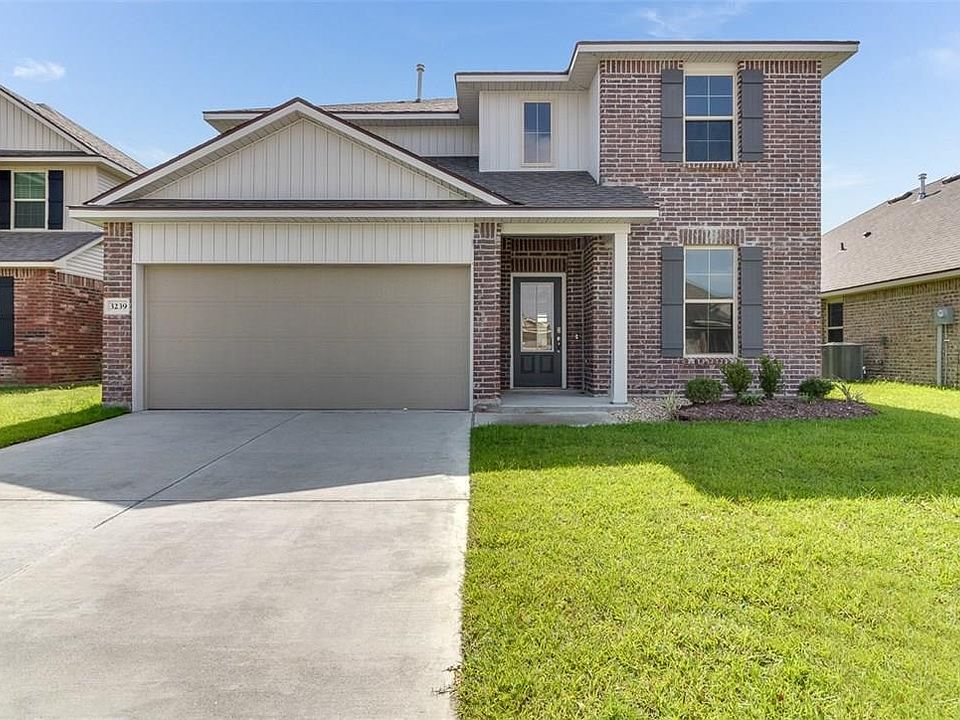 1st image of 2260 N Savannah Lakes Dr