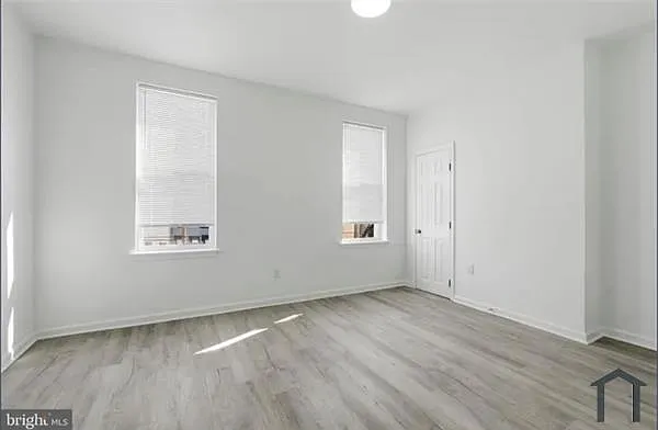 2528 Page St — Photo 11