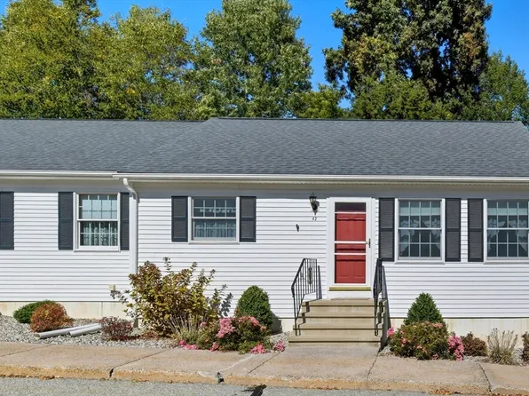42 Rosewood Ln Unit 42, Southwick, MA 01077