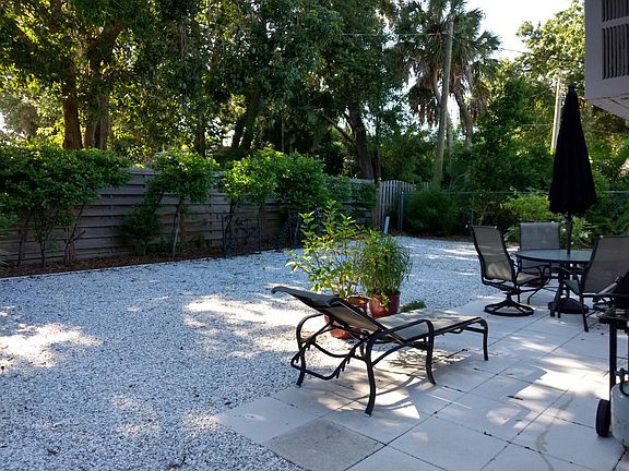4th image of 1001 Bayou Pl