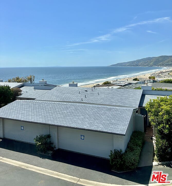 1st image of 6776 Shearwater Ln #69