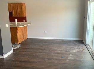 1616 Clemson Dr #A, Saint Paul, MN 55122