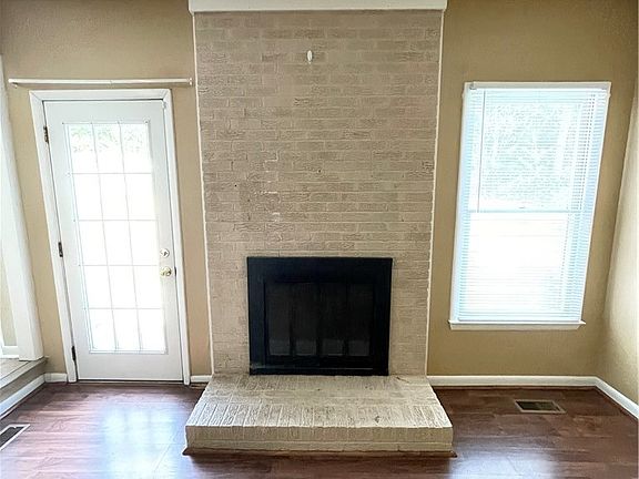 4th image of 6717 Sandfield Ct