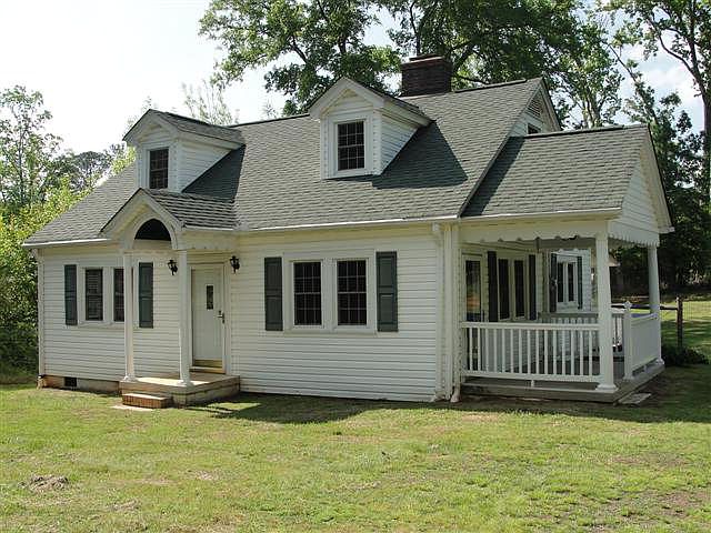 1st image of 1325 Laurel Ave E