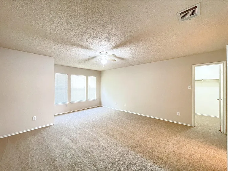 3079 Hill St — Photo 16