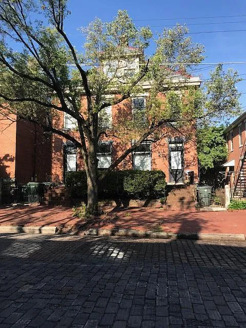 Building Photo 3