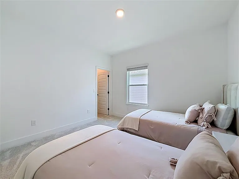 13568 Autumn Harvest Ave — Photo 20