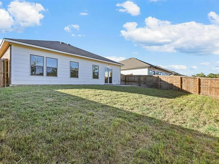 612 Wofford St — Photo 12