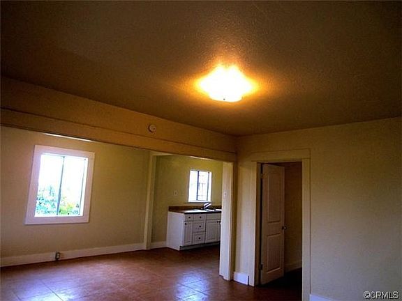4th image of 607 N Gage Ave