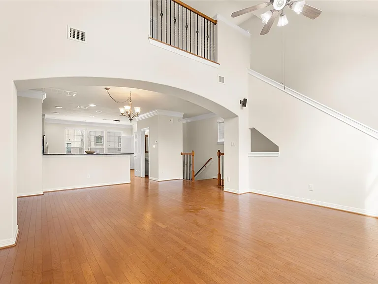 3334 Clearview Villa Way — Photo 7
