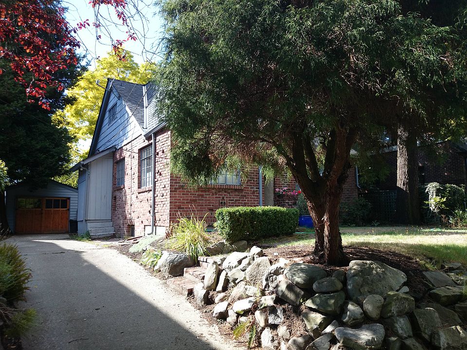 2nd image of 6541 32nd Ave NE