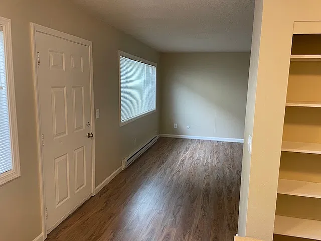 2 bed, 750 sqft, $1,695 — Photo 4