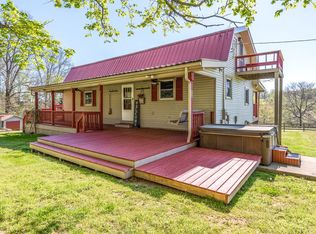 1060 Saint Paul Rd, Charlotte, TN 37036