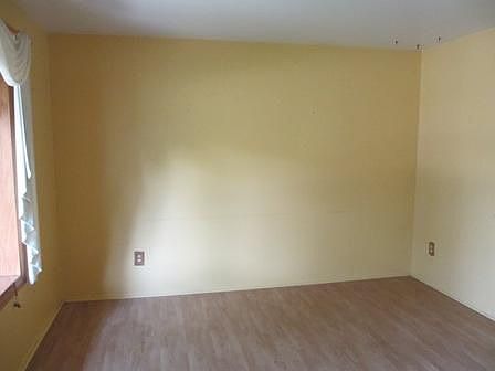 4th image of 22321 Larch St