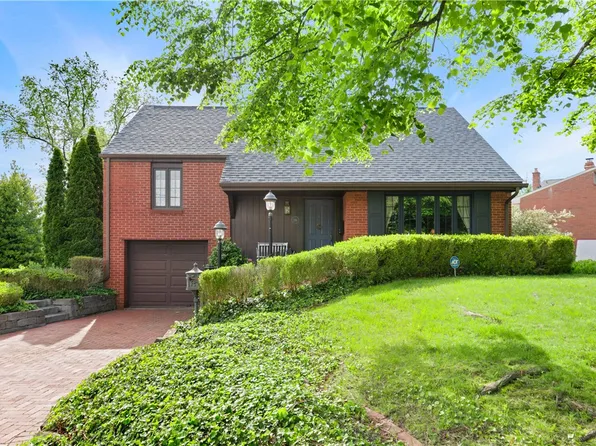 216 Fernledge Dr, New Kensington, PA 15068