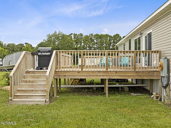 3rd image of 112 Evelyn Ln