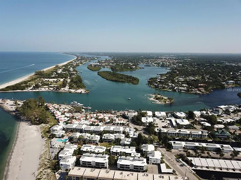 1255 Tarpon Center Dr #612 — Photo 15