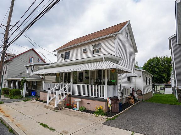 2nd image of 244 W Railroad St