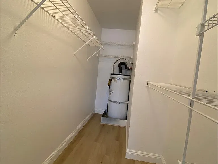 5174 S Jones Blvd #207 — Photo 12