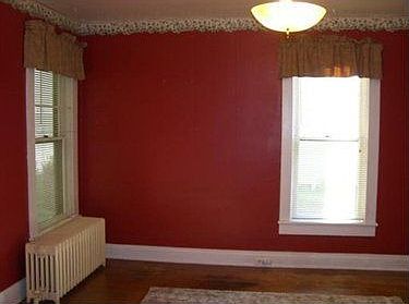 3rd image of 23 Eagle St