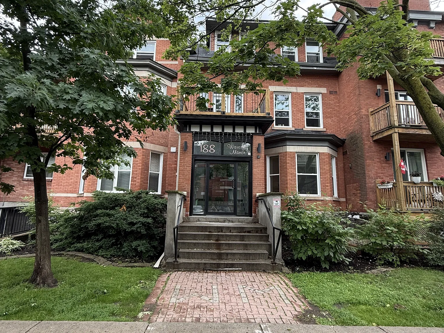 188 Waverley Street — Photo 4